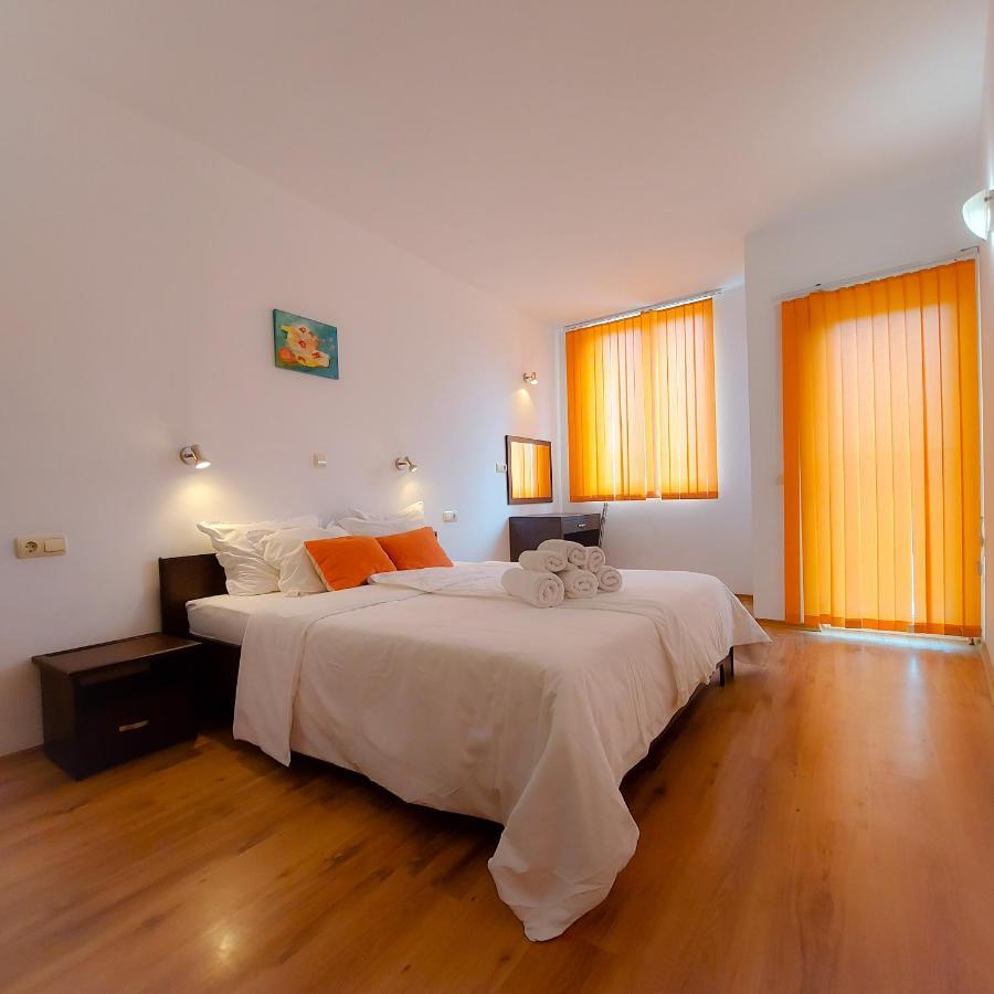 Sunny Holiday Apartments Sunny Beach Dış mekan fotoğraf